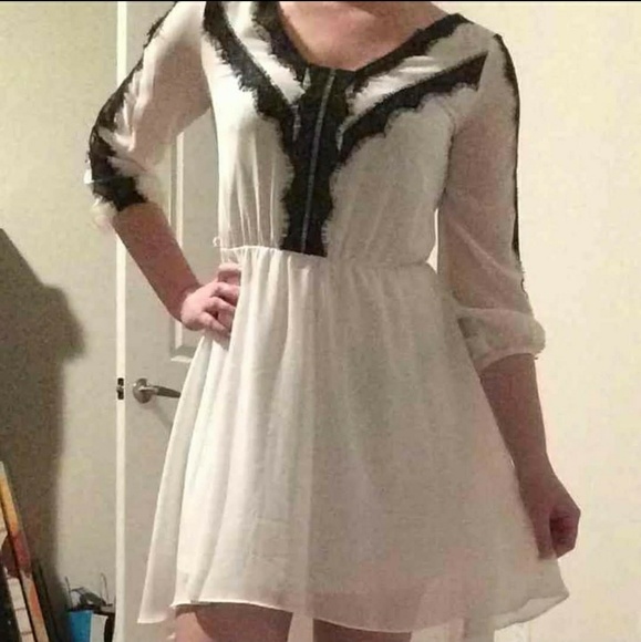 White Dress with Black Lace Detailing - Picture 3 of 4